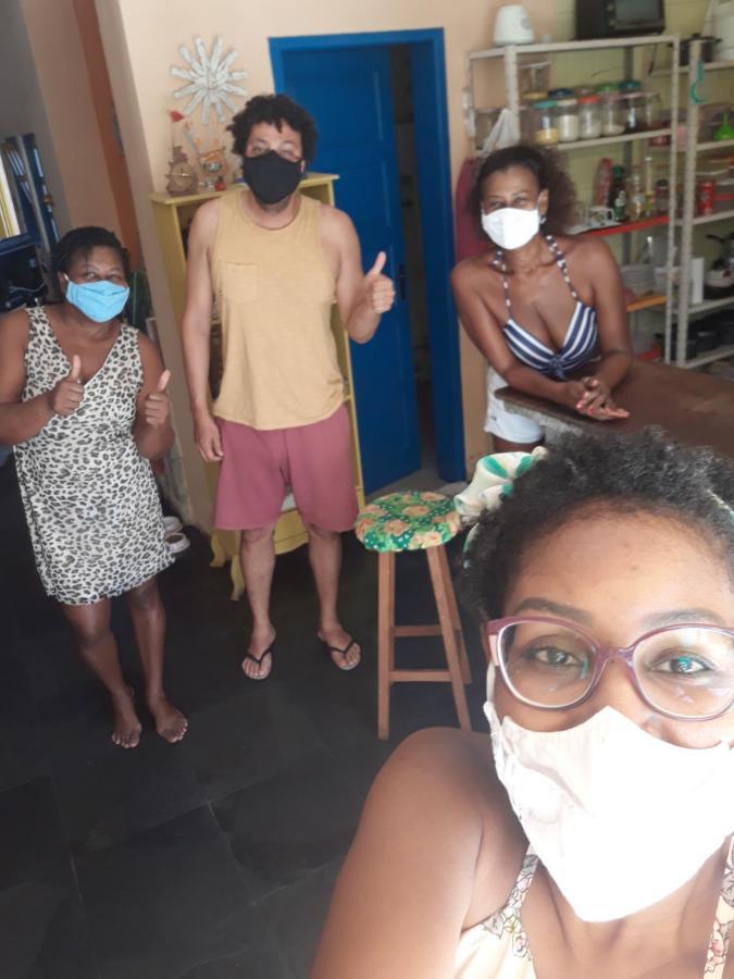 Perto Do Aeroporto De Salvador - Dona Pitanga Hostel Lauro de Freitas Eksteriør bilde