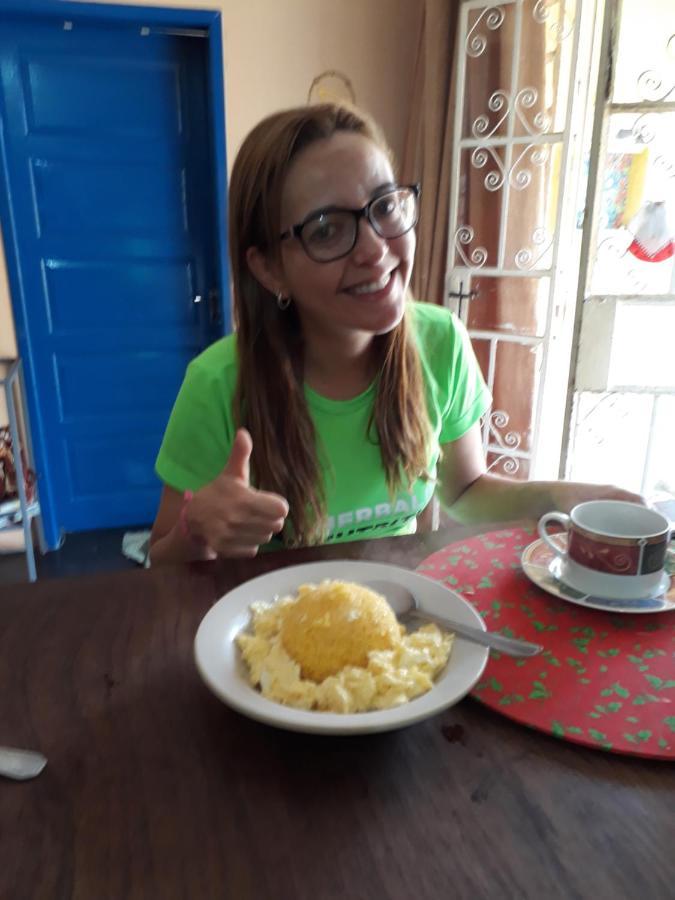 Perto Do Aeroporto De Salvador - Dona Pitanga Hostel Lauro de Freitas Eksteriør bilde