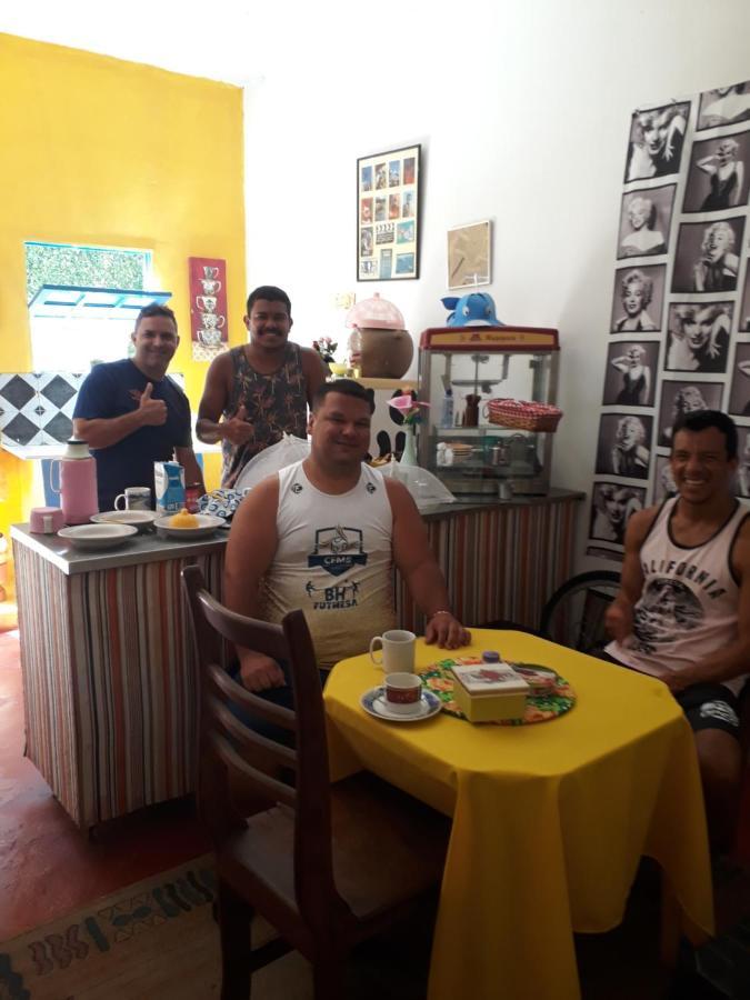 Perto Do Aeroporto De Salvador - Dona Pitanga Hostel Lauro de Freitas Eksteriør bilde
