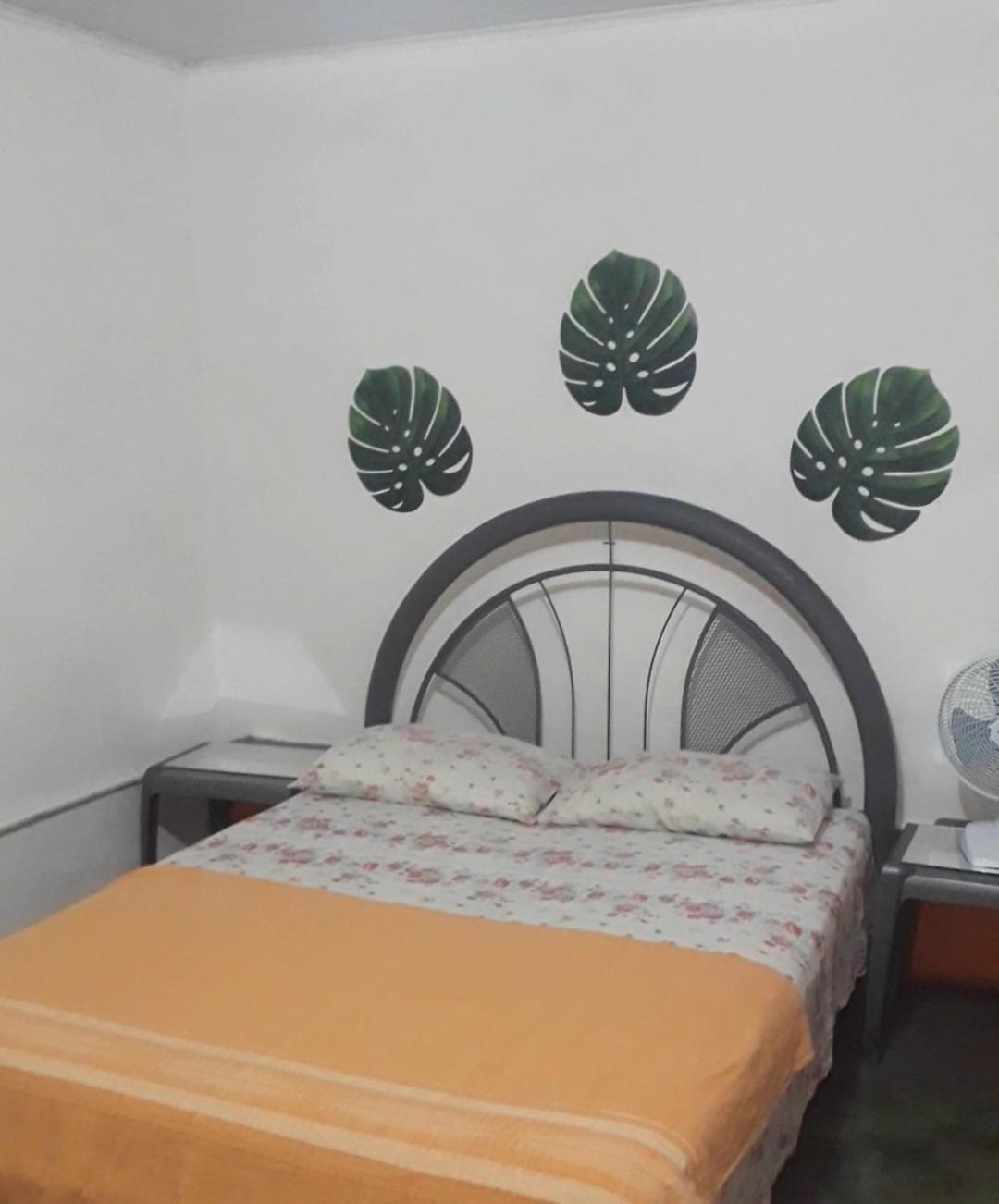 Perto Do Aeroporto De Salvador - Dona Pitanga Hostel Lauro de Freitas Eksteriør bilde