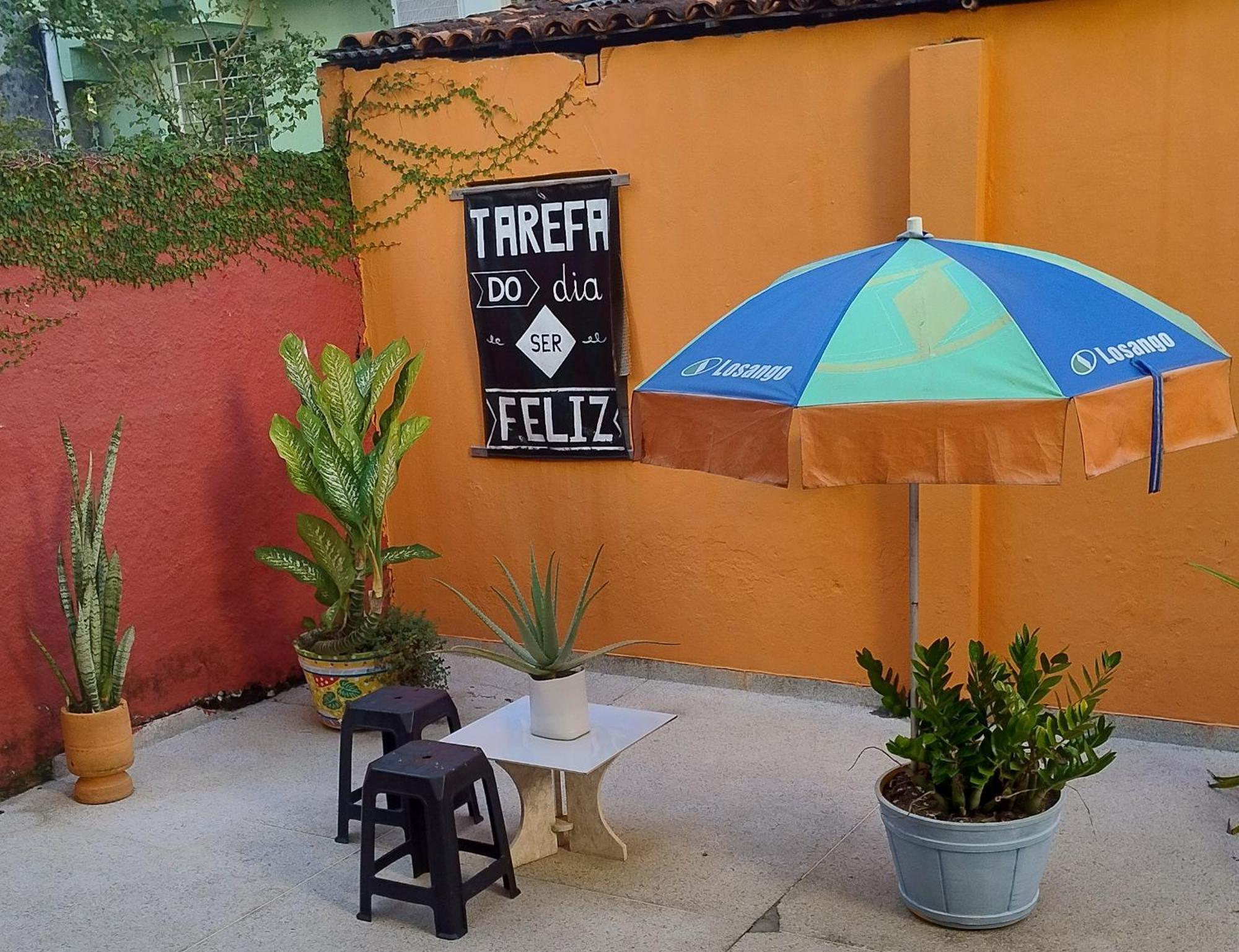 Perto Do Aeroporto De Salvador - Dona Pitanga Hostel Lauro de Freitas Eksteriør bilde
