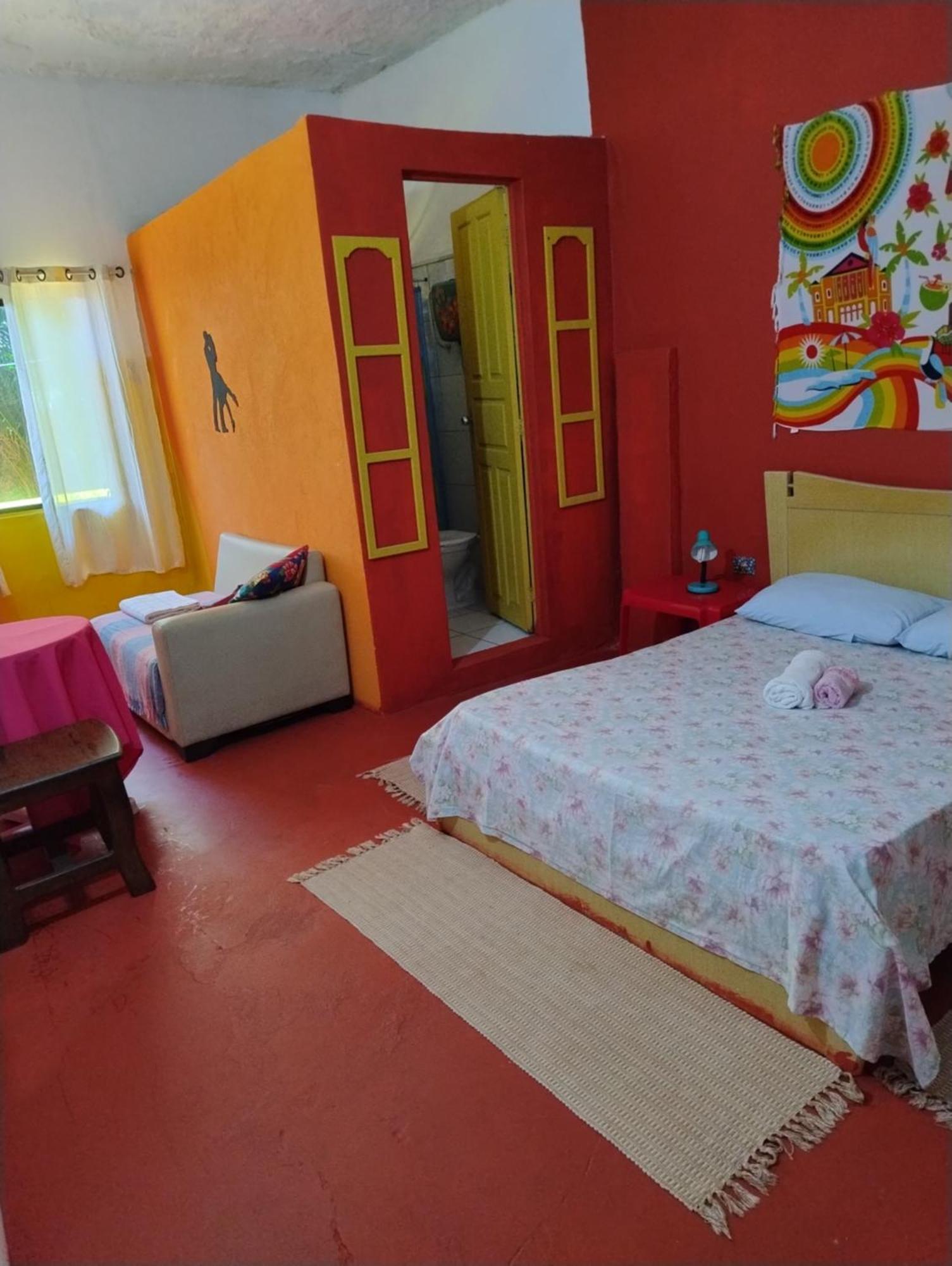 Perto Do Aeroporto De Salvador - Dona Pitanga Hostel Lauro de Freitas Eksteriør bilde