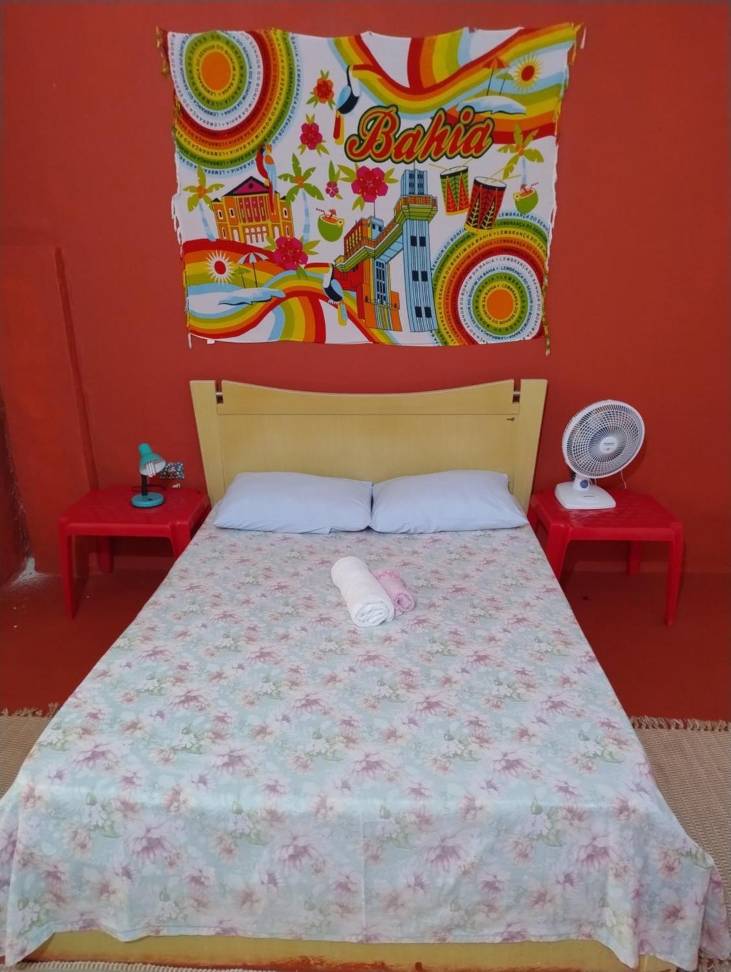 Perto Do Aeroporto De Salvador - Dona Pitanga Hostel Lauro de Freitas Eksteriør bilde